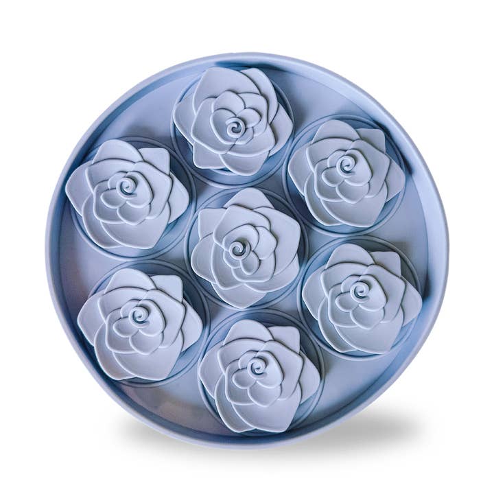 Tapis de Fouille - Ciel Gris pour la vente par Barks and Brownies