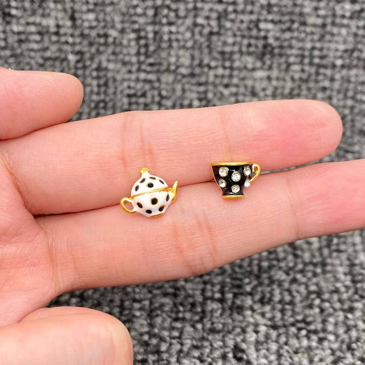 Mio Queena - Wholesale Stud/Post Earrings - Enamel Tea Cup & Teapot Asymmetric Ear Studs2