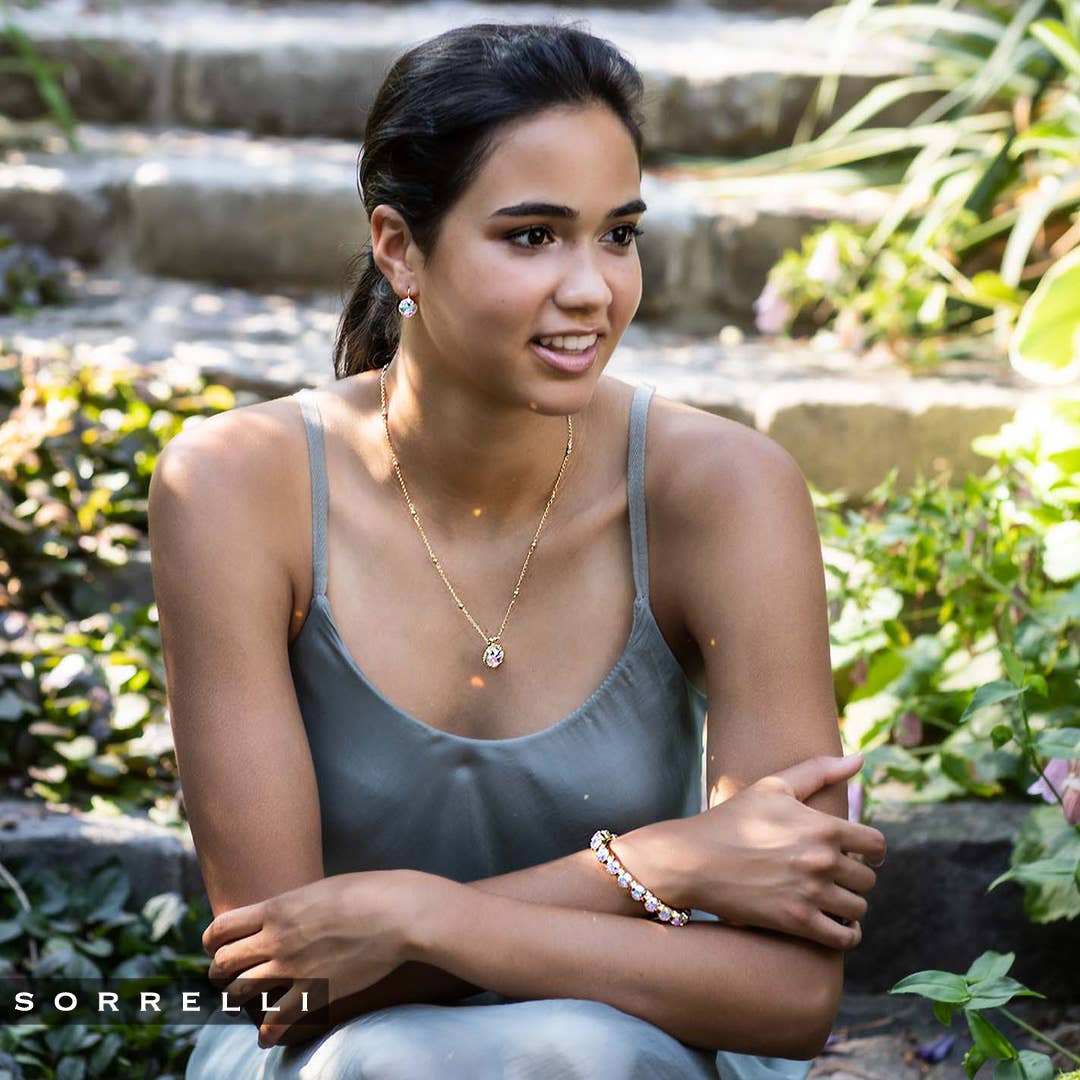 Vibrant Cushion-Cut Pendant Necklace - NDS50BGCAB for wholesale on Faire2