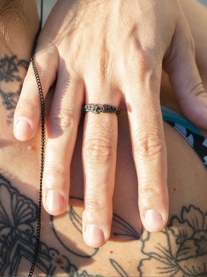 Anello a forma di plokami/tentacoli/polpo e teschio per la vendita all'ingrosso da parte di Kira Don Jewel