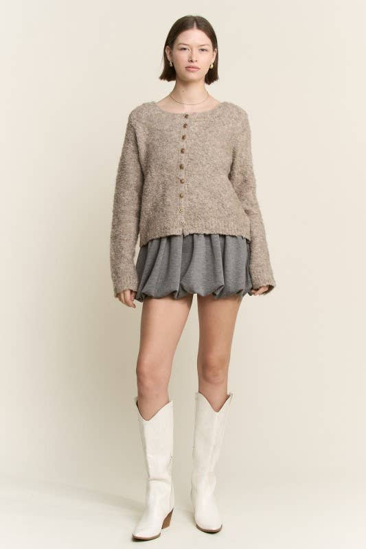 JADE BY JANE - Venta al por mayor Cárdigan - Mujer - CÁRDIGAN DE PUNTO LISO TALLA GRANDE CON BOTONES Y CUELLO REDONDO21