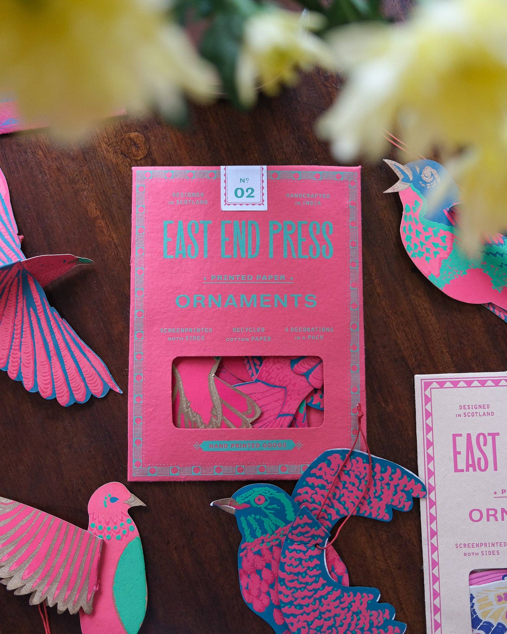 East End Press – wholesale Ornament set – UK/EU: Party Birds Paper Ornaments2