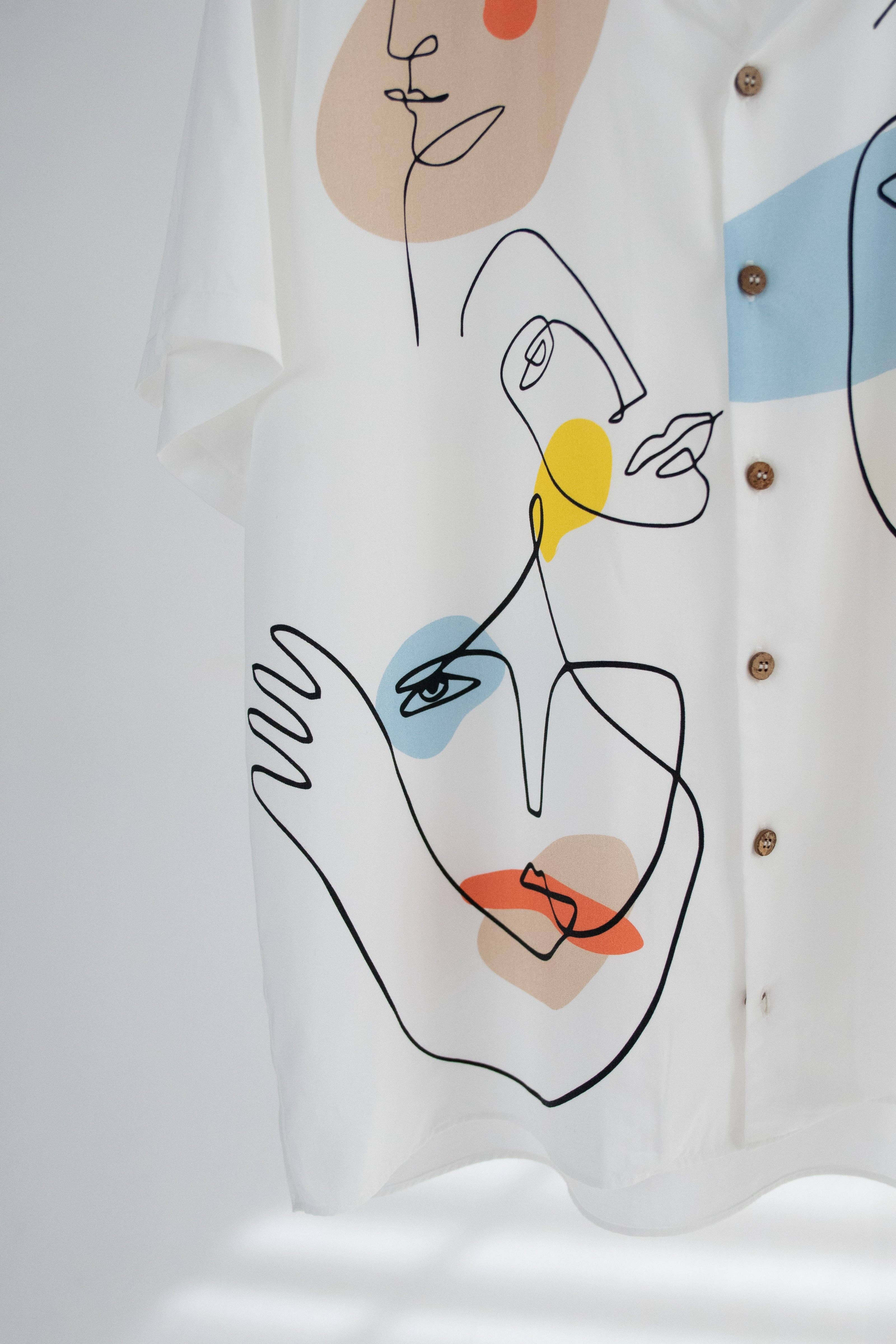 Alvorada Brand - Vente Chemise – unisexe - Chemise blanche avec imprimé « Faces »7