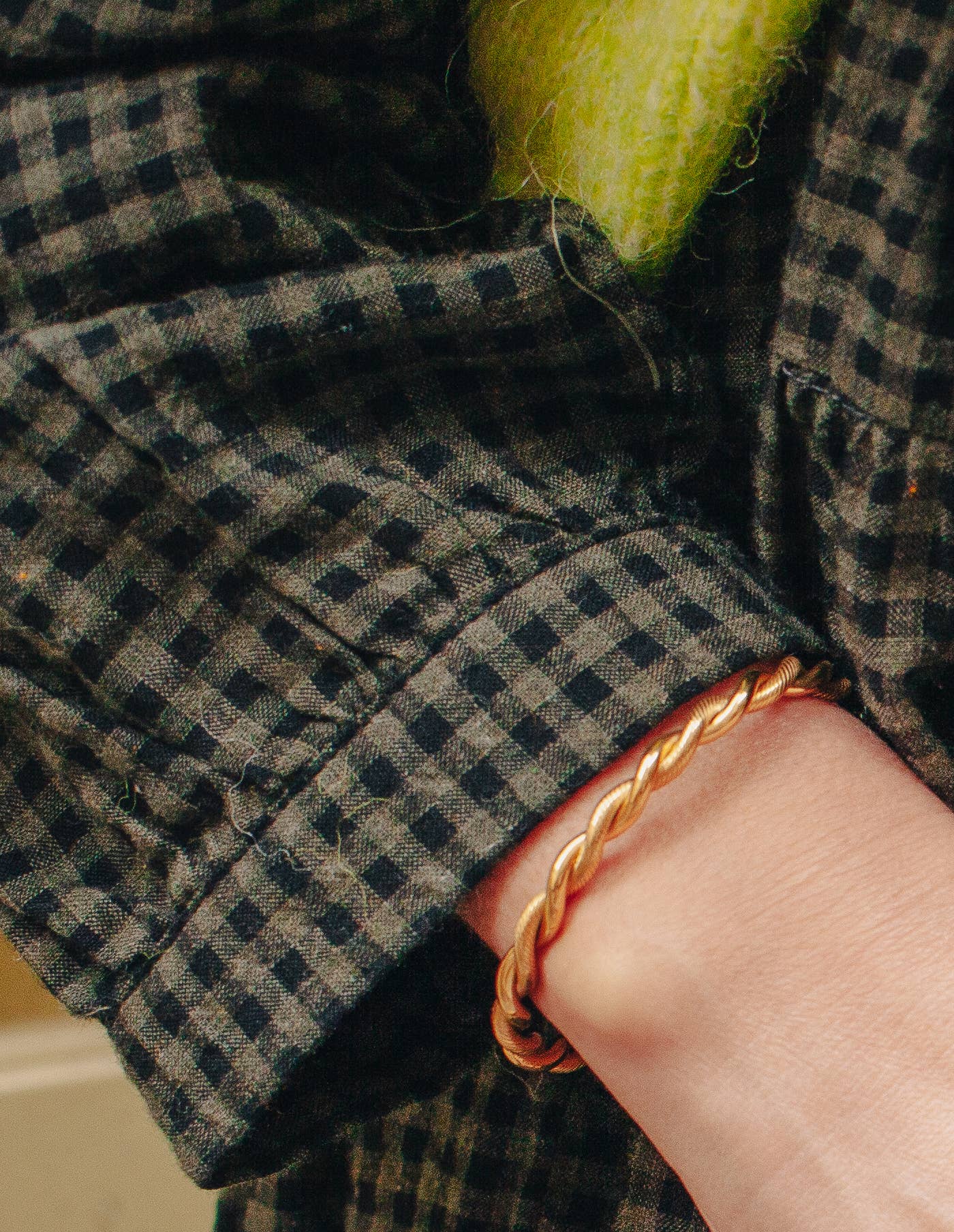 Nordic Muse – wholesale Cuff bracelet – Gold Twist Cuff Bangle, Waterproof5