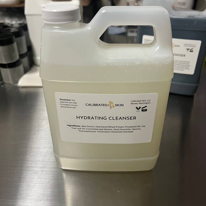 Perfectly Calibrated - Venta al por mayor Limpiadores faciales - Limpiador facial hidratante, etiqueta privada, etiqueta blanca1