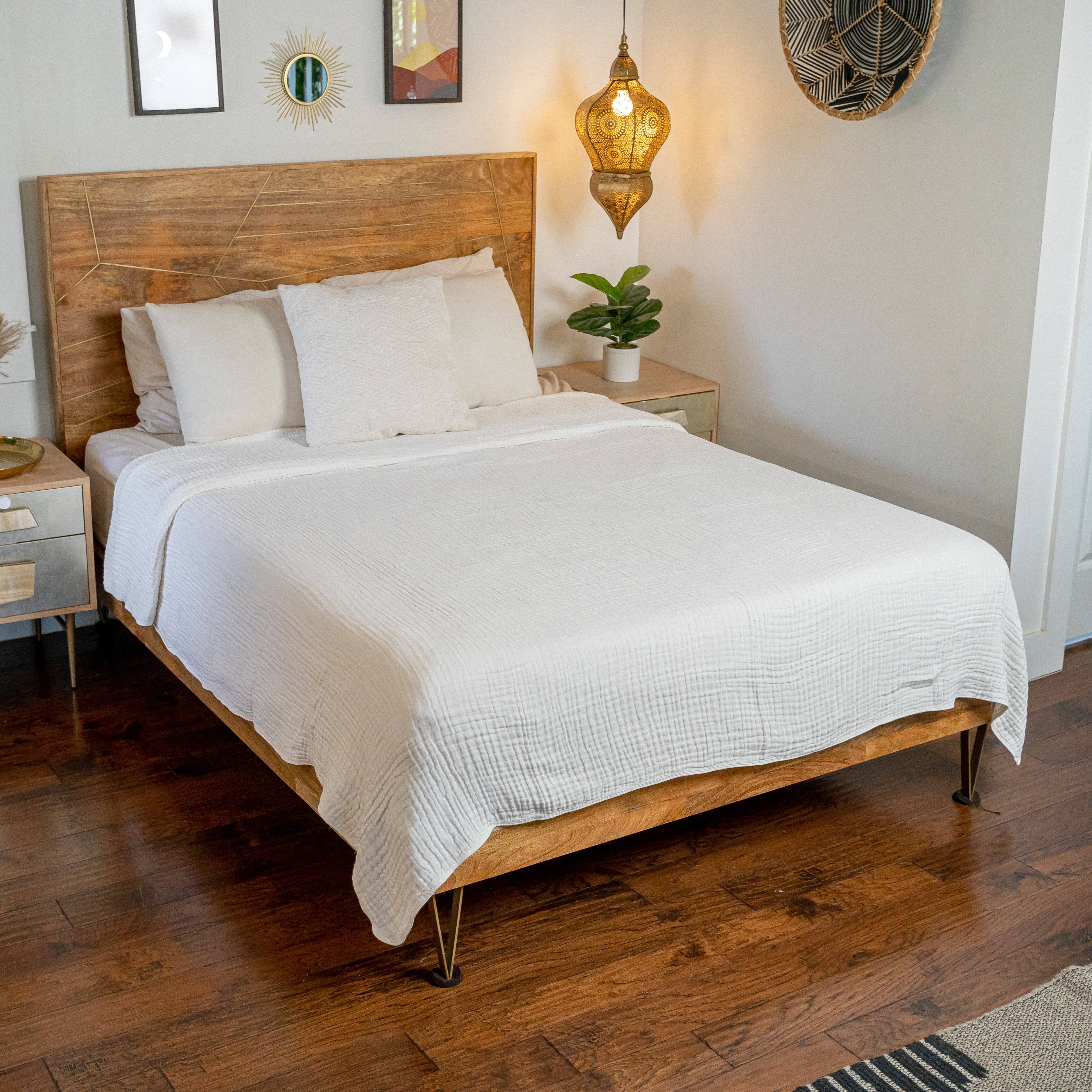 Comfy Cubs - Wholesale Bedding Blanket - Muslin Blanket for Adults, 6-Layer Bedding by Comfy Cubs1