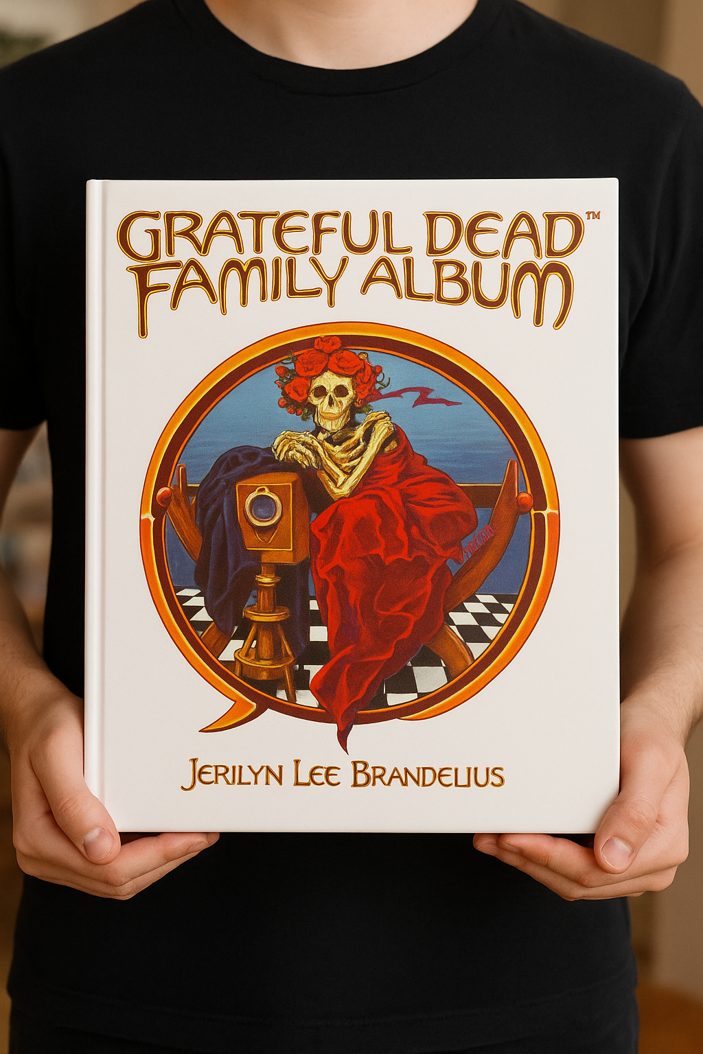 Official Store - Wholesale Graphic Novel - Grateful Dead - The Family Album Book1