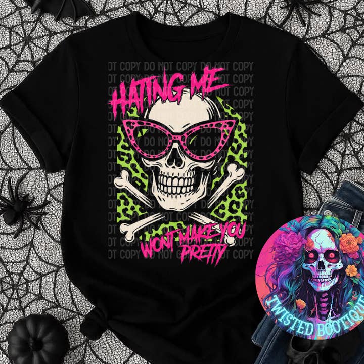 Camiseta Gráfica "Odiarme No Te Hará Bonita" para venta al por mayor de Twisted Bootique