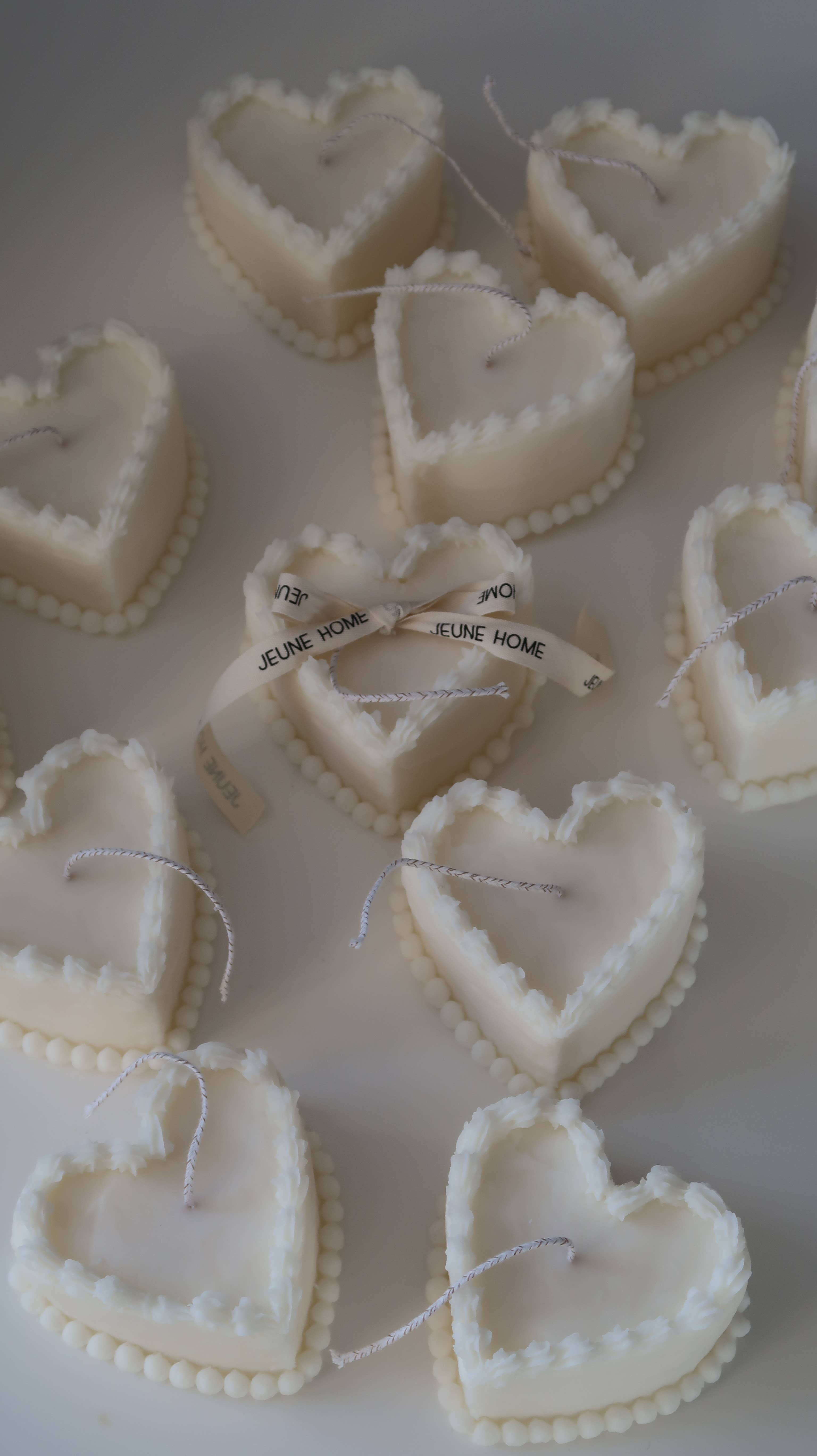 Jeune Home – wholesale Novelty candle – Heart Cake soy candle | Birthday cake candle5