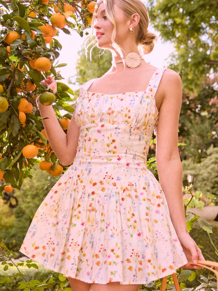 Abito Mini Stampato con Pantaloncini Integrati per la vendita all'ingrosso da parte di SKIES ARE BLUE