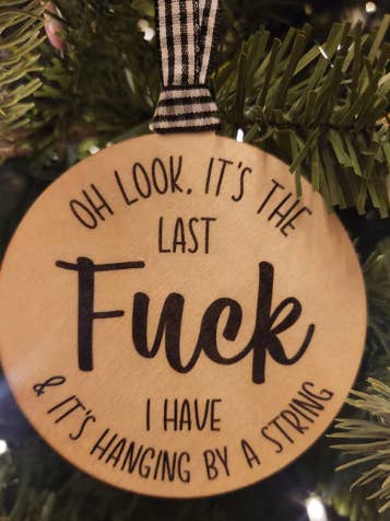 Dernier Ornement Suspendu Fuck pour la vente par Shut The Front Door KC