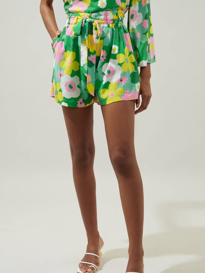 Wrenly Floral High Waisted Shorts for wholesale by Sugarlips
