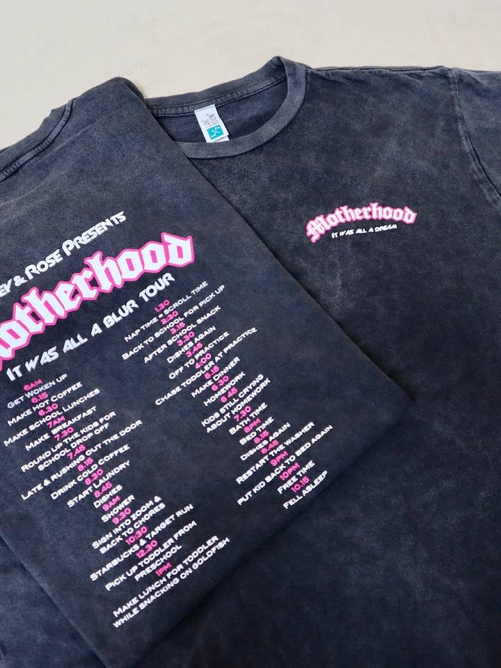 Mutterschaft Tour T-Shirt für den Großhandel von Honey & Rose Apparel