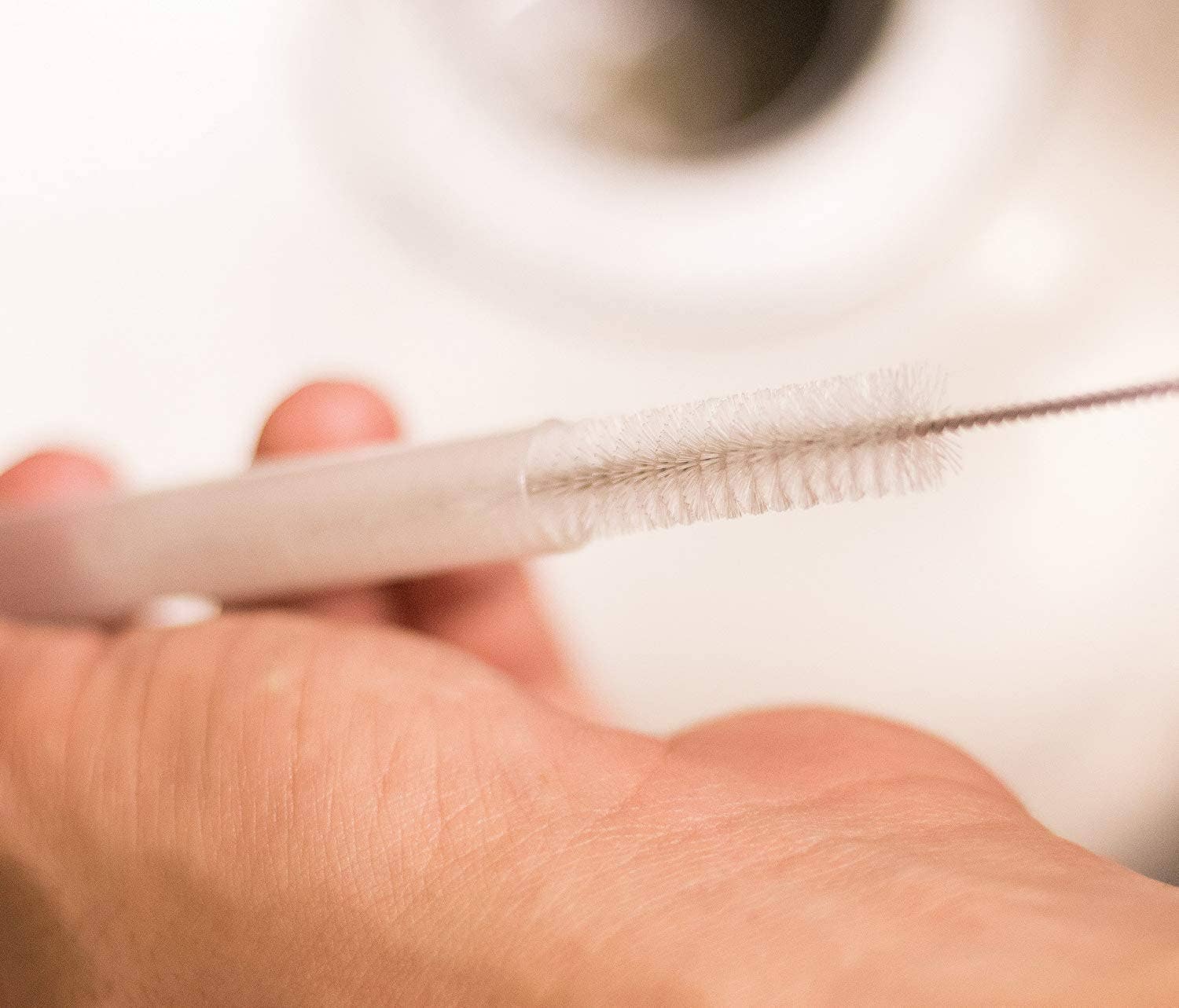 allBambu Inc - Wholesale Cleaning Brush - Straw Cleaner - Coconut Fibre and Nylon1