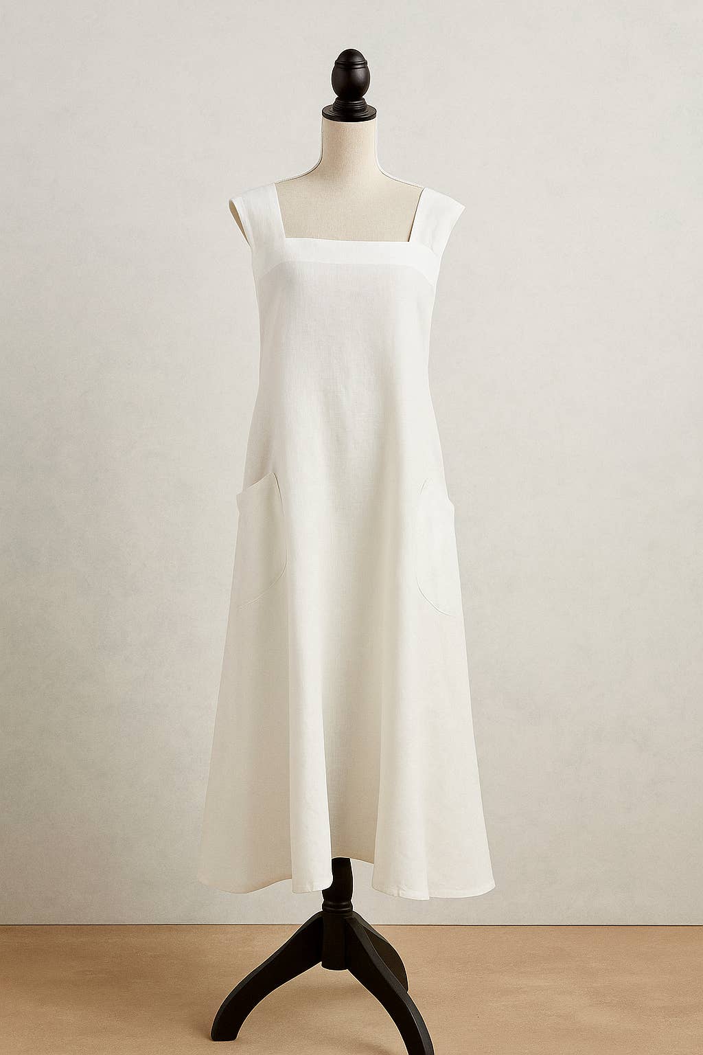 Fennco Styles - Wholesale Apron - Ivory Criss-Cross Back Pure Apron