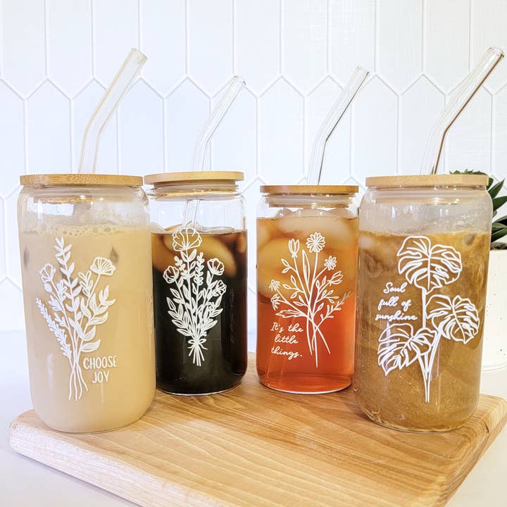 Scripted Pearl - Wholesale Drinking Glass/Cup - Floral Iced Coffee Glass Can with Bamboo Lid and Straw
