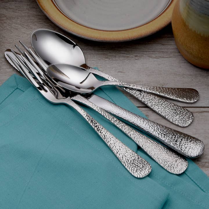 Service de table 5 pièces Providence Flatware fabriqué aux États-Unis pour la vente par Liberty Tabletop