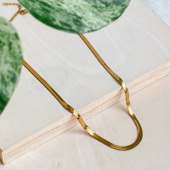 18K Gold Plated Stainless Steel Choker Necklace | CLEOPATRA for wholesale by Lunaki Design