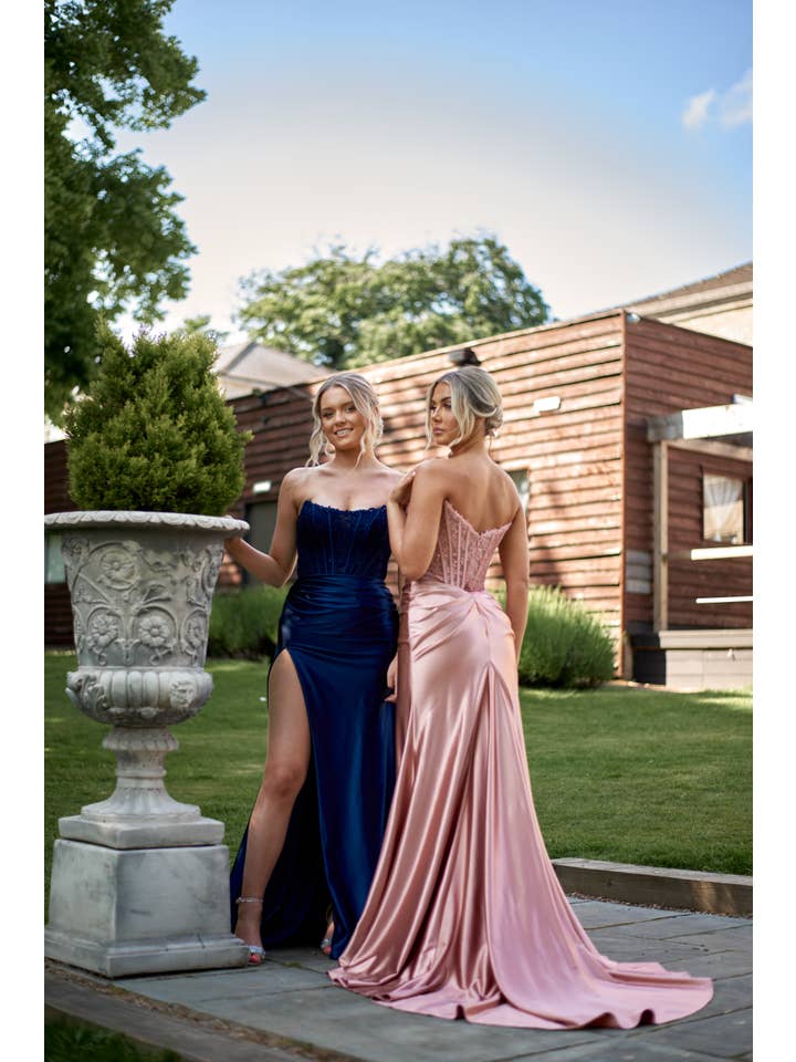 Bailey Rose Gold for wholesale on Faire9