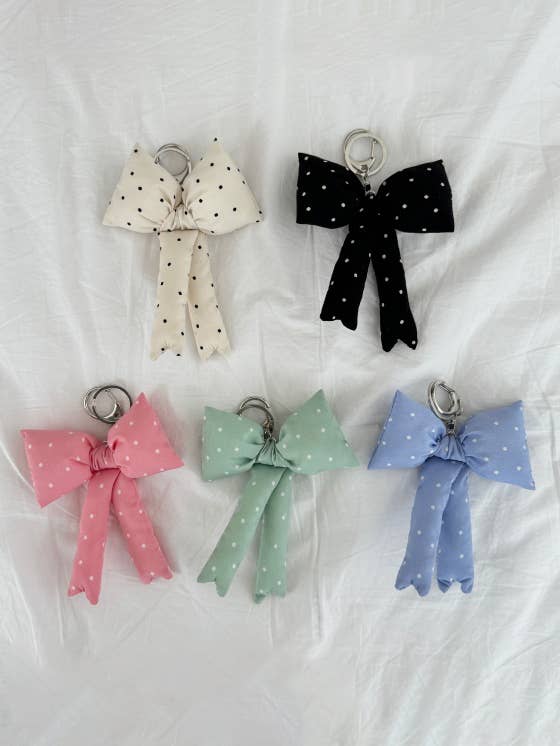 MOND HAUS - Vendita all'ingrosso Portachiavi - Donna - Portachiavi Renji | Ciondolo a forma di grande nastro con imbottitura a pois3