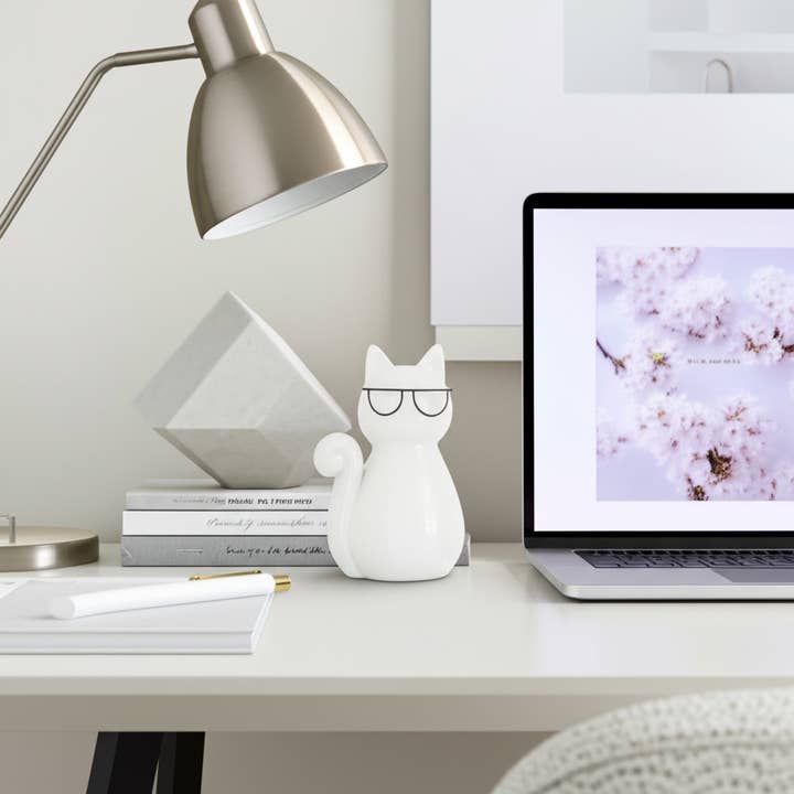 Sagebrook Home - Wholesale Decorative Figurine - Figurine - White Porcelain Cat with Glasses, 7 in.10