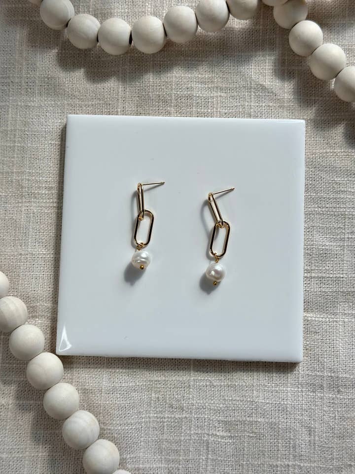 Paperclip Pearls for wholesale by Florit and Fauna