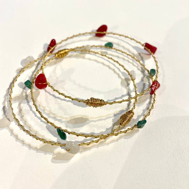 Ensemble de bracelet de vacances pour la vente par ReStrung Jewelry