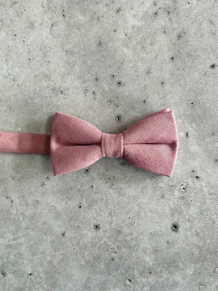 Laços pré-amarrados de linho de quartzo por atacado de London Jae Apparel