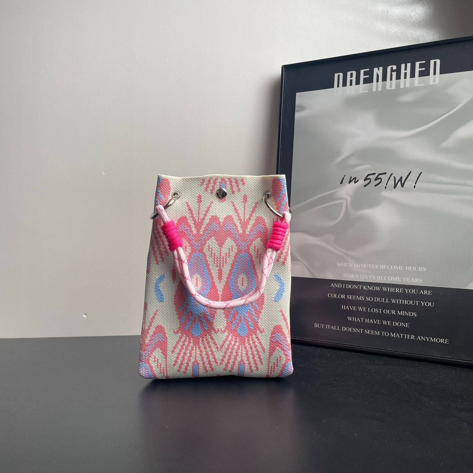 EmberLoom - Wholesale Beach Bag - Women Ikat Print Unique Beach Bag with Colorful Pattern6