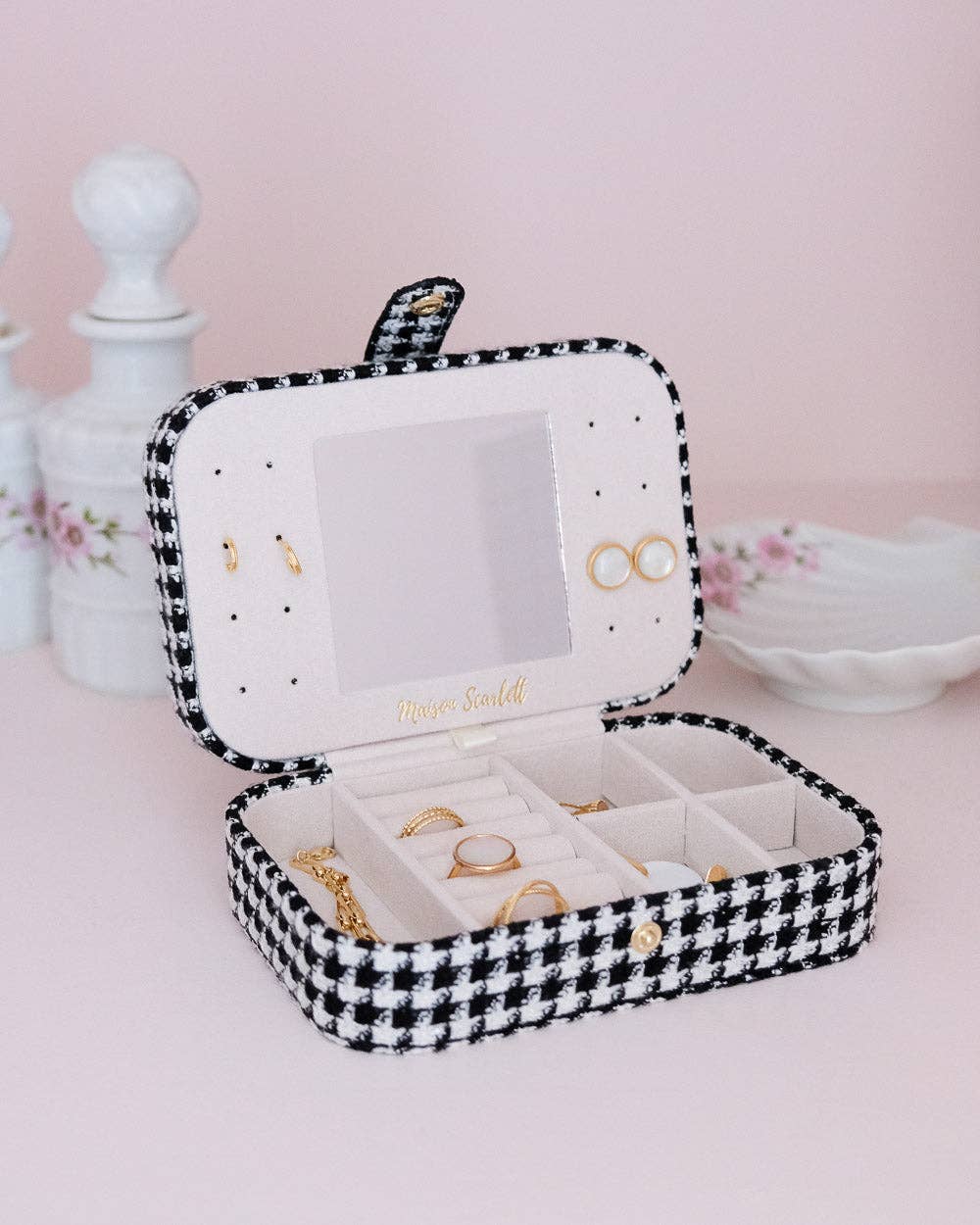 Maison Scarlett - Vente Boîte/rangement à bijoux - Boîte à bijoux de voyage Brigitte en pied de poule0