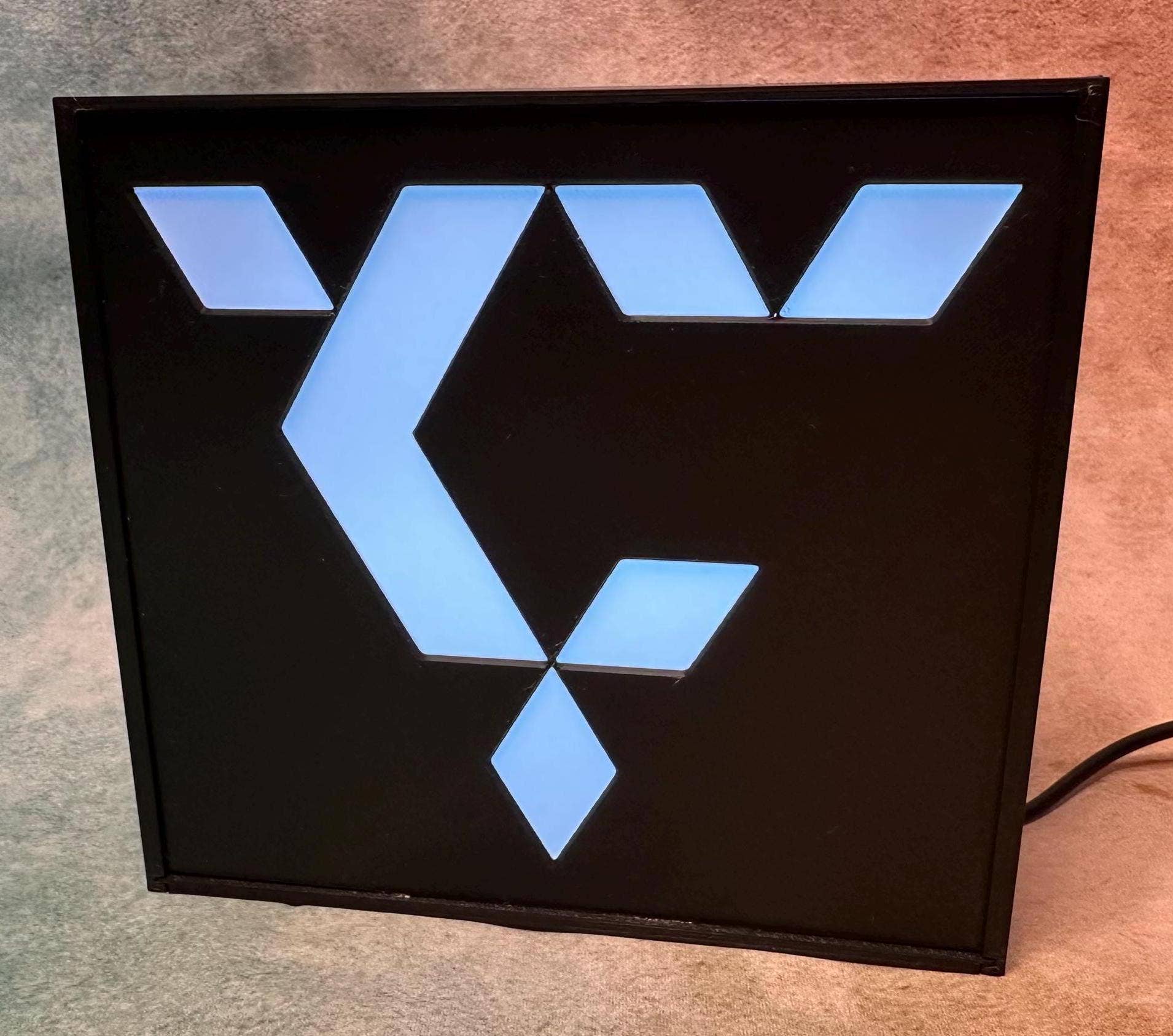 <3 Studio - Wholesale Accent/Desk Lamp - Customizable LED K-Pop Seventeen Light Carat1