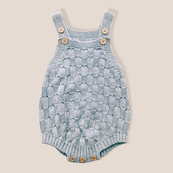 Barboteuse grise en tricot pour la vente par Oh Hello Little One