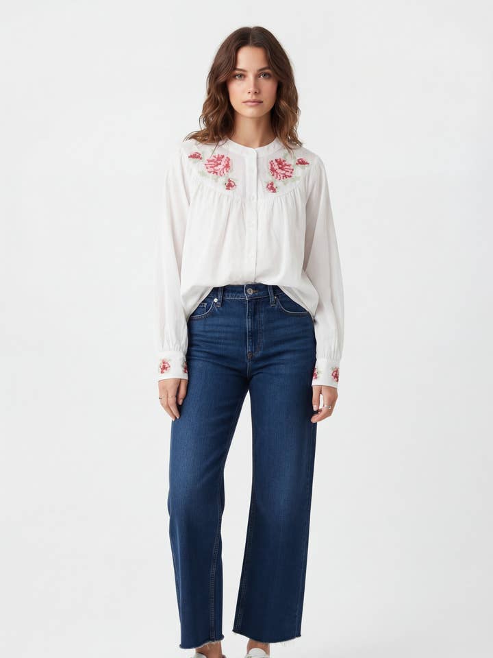 HINAU - Bestickte Blumenbluse 100% Baumwolle für den Großhandel von Andy & Lucy