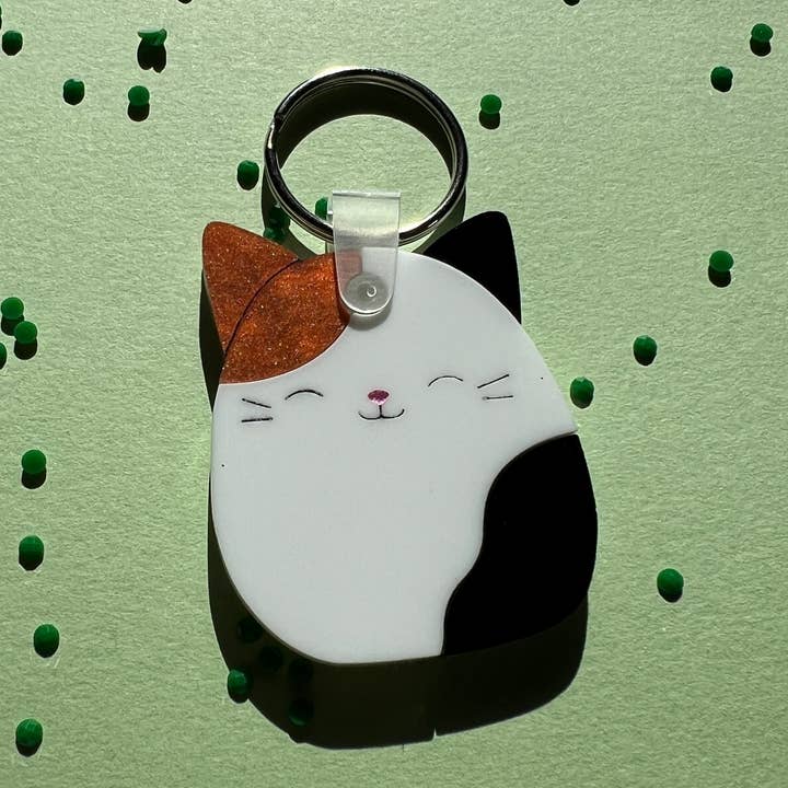 Llavero acrílico con capas de malvavisco con forma de gato para venta al por mayor de The Sweet Squid