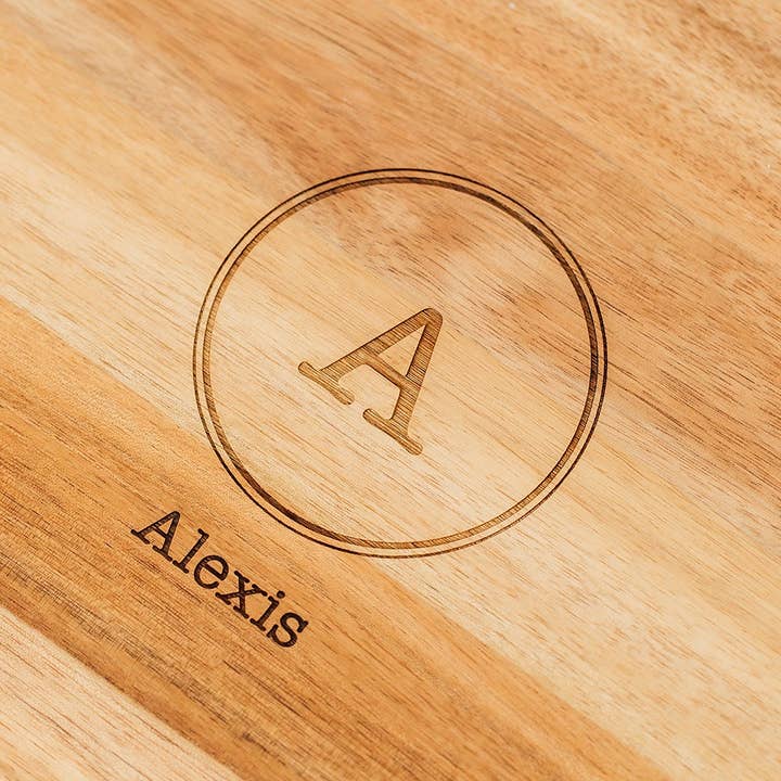 Weddingstar Inc. - Wholesale Cutting Board - Round Cutting & Serving Board With Handle - Circle Monogram3