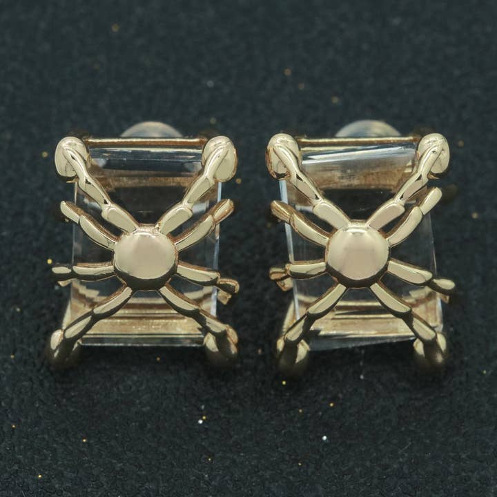 Boucles d'oreilles à tige en zircone cubique transparente/Cadeau pour la fête des mères/Clous minimalistes /Clous d'oreilles en zircone cubique doré/Boucles d'oreilles délicates /Cadeau pour elle pour la vente par Aim Eternal