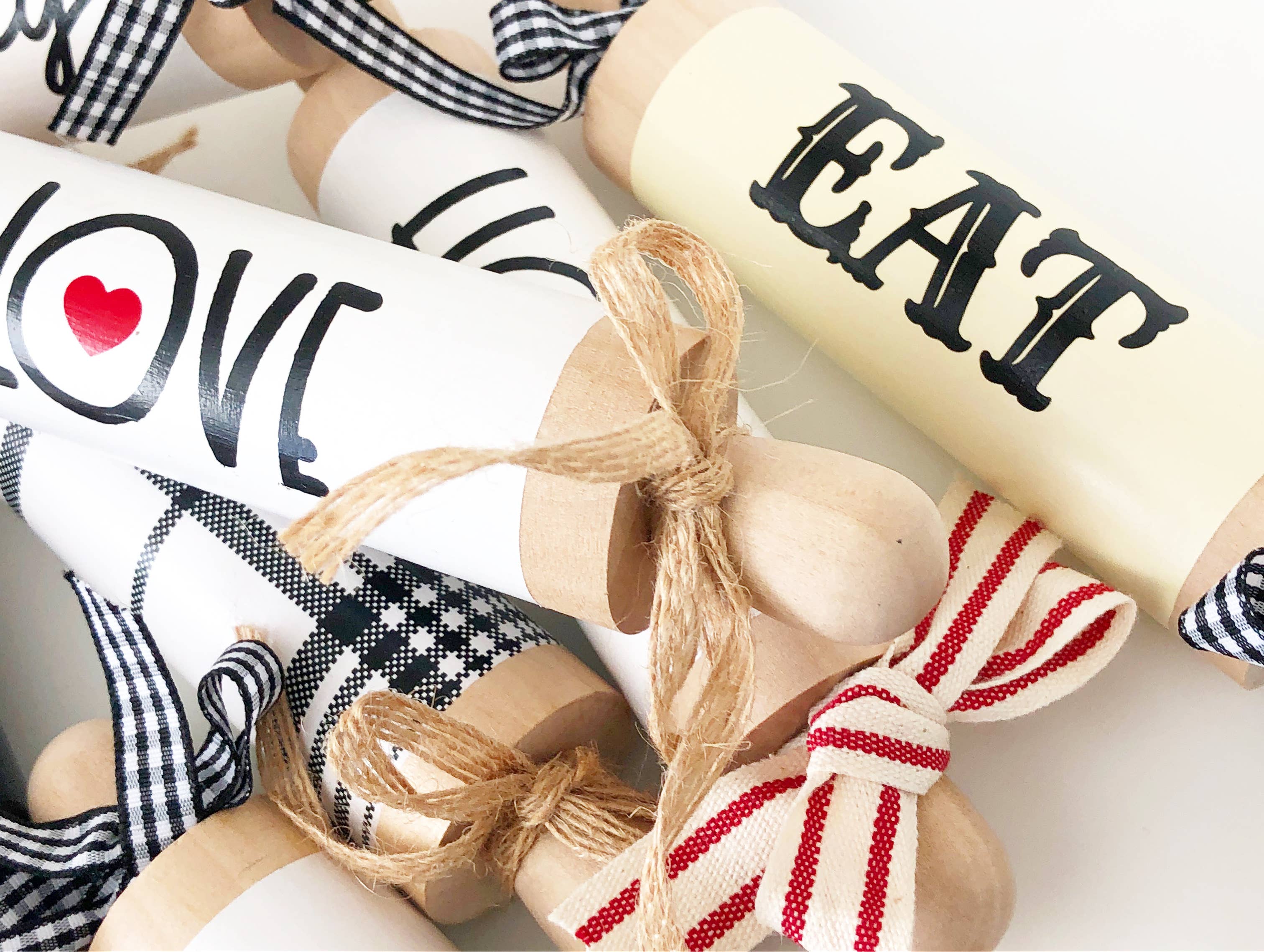 Foundations Decor – wholesale Decorative tabletop object – Foundations Decor Decorative Rolling Pins27