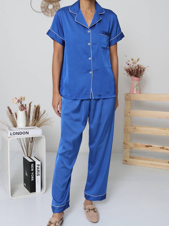 Belle Com'Elle – wholesale Sleepwear set – Women's – Solid Satin Pajama Set / N465114