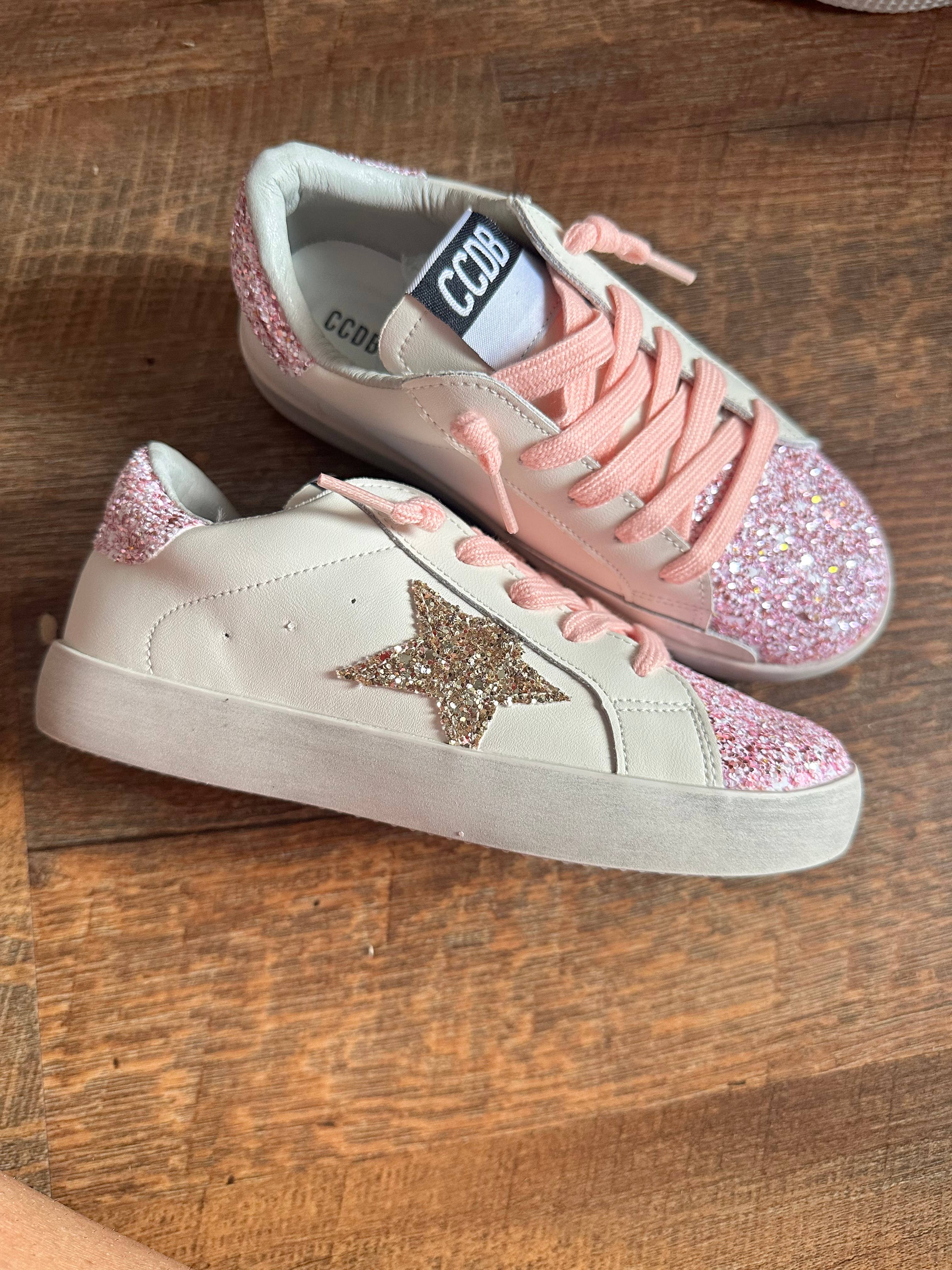 Torn and Trendy - Wholesale Lifestyle Sneakers - Kids - Gold Glitter Star Sneakers Pink Glitter Accent and Laces