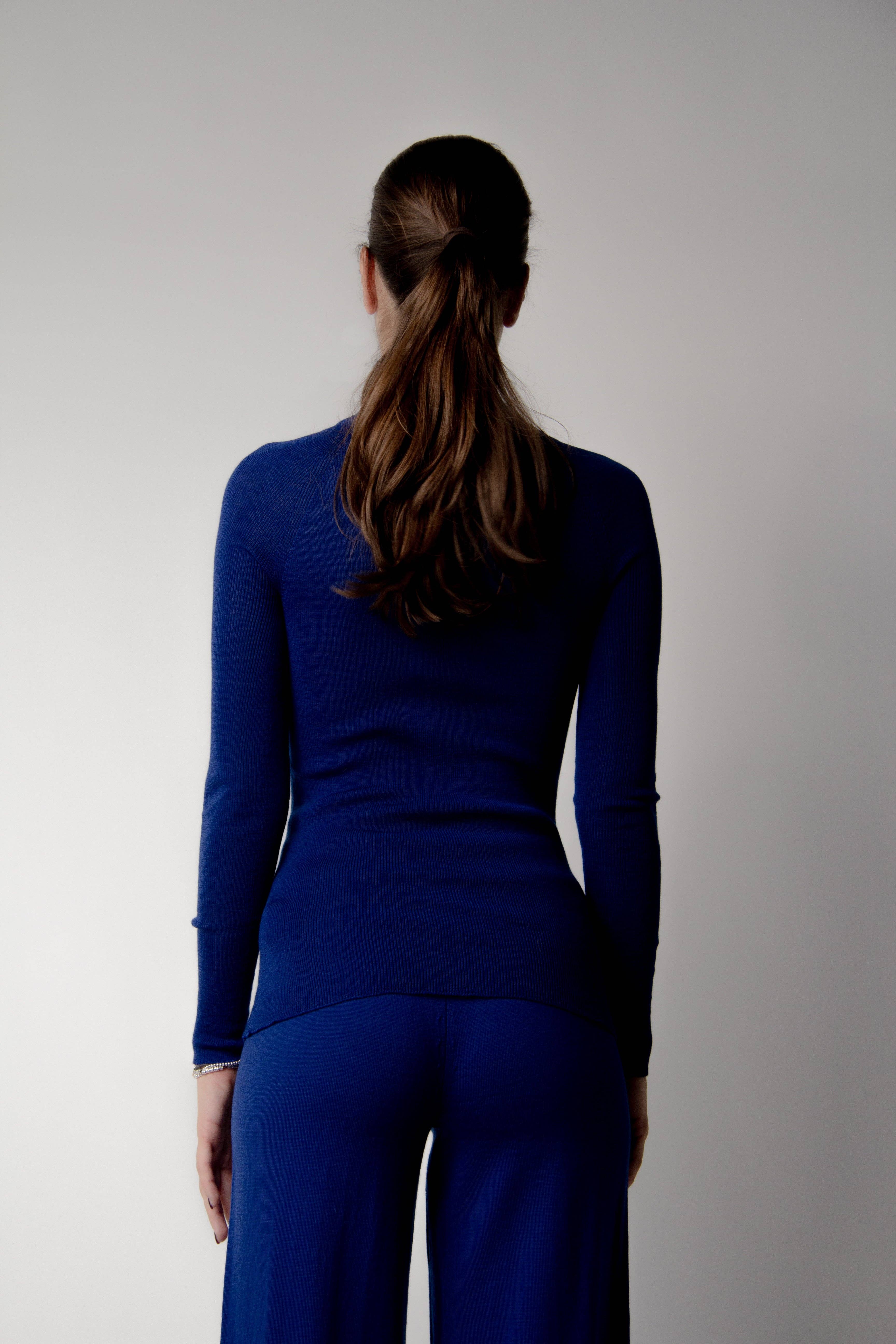 Lèmme - Wholesale Gebreide top - Dames - Geribbelde coltrui van extra fijne Merinowol (3D-breisel)6