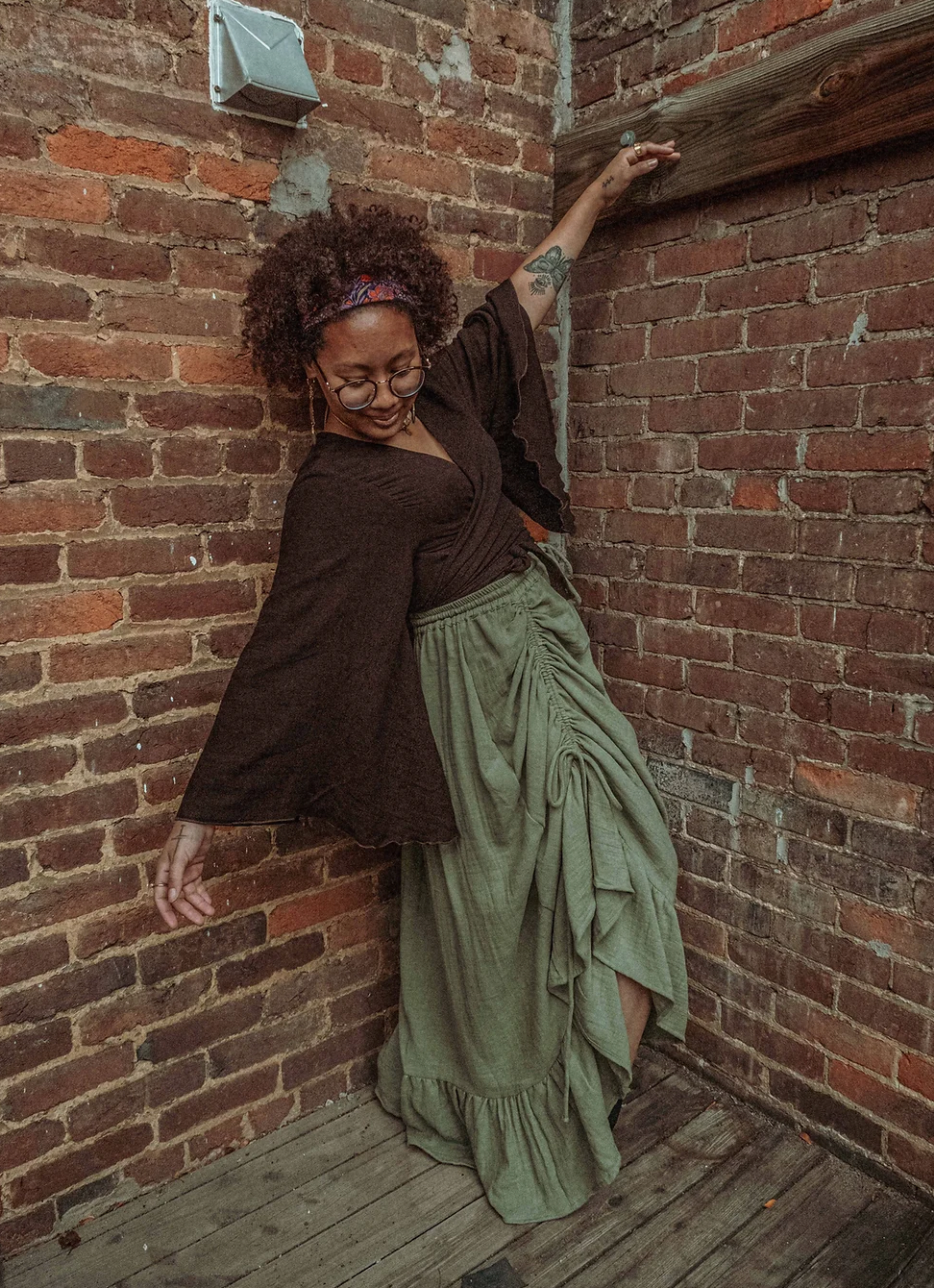 Gardenbelle Shop – wholesale Kjol - Dam – Bohemisk kjol med rynk och volang i ekologisk bomulls- och bambublandning3