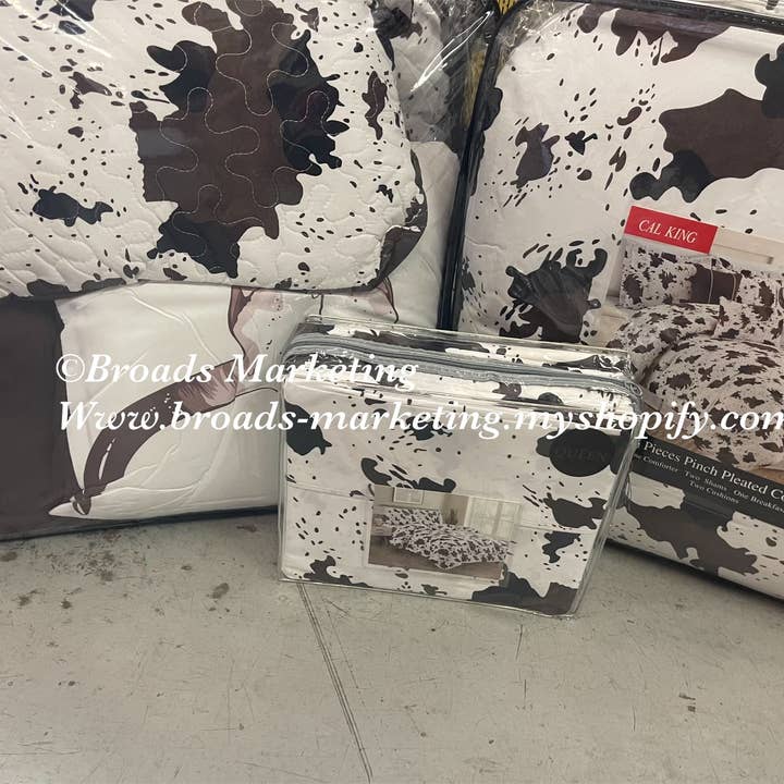 Broads Market – wholesale Bedding set – 6 Piece Plush Cow Print Bedding Set