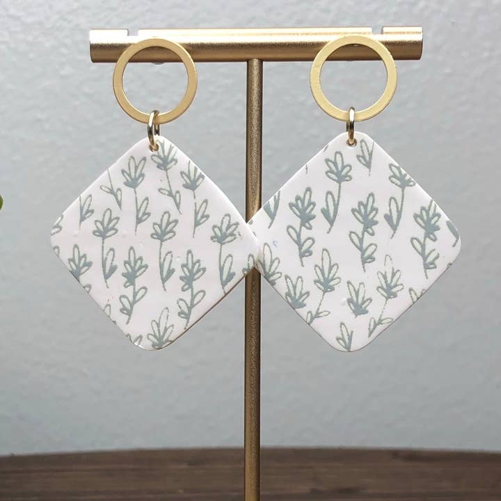 Boucles d'oreilles Isla Clay pour la vente par TuLa Clay Co