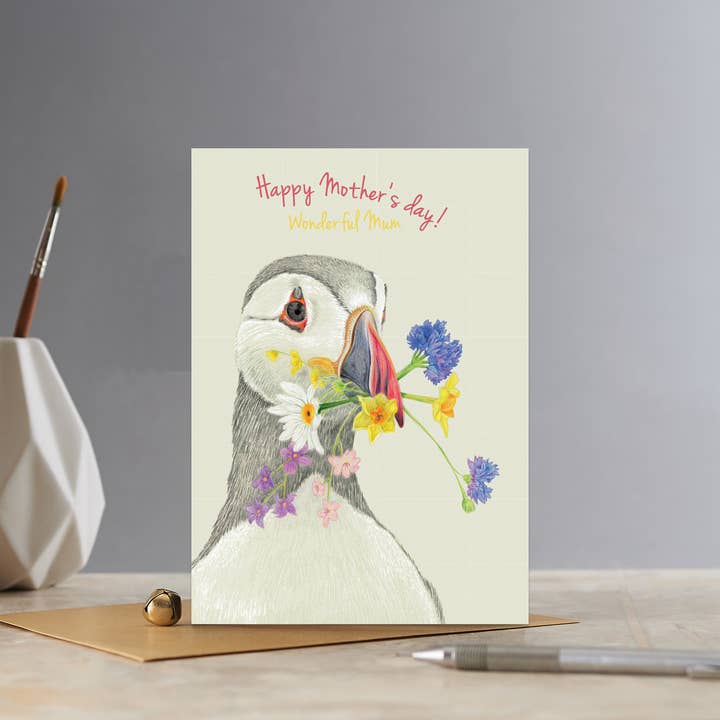 EUREKA! : Puffin | Biglietto di auguri, festa della mamma, uccello, per la vendita all'ingrosso da parte di Deckled Edge Ltd