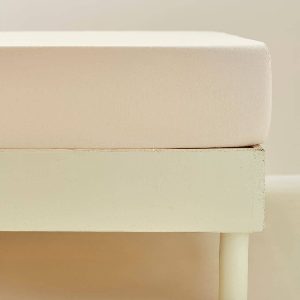 Sylvie Thiriez - Wholesale Fitted Sheet - Petal beige fitted sheet satin lyocell 0