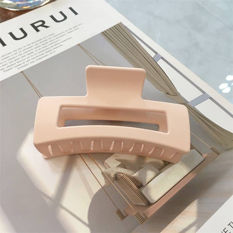 EMVE - Wholesale Hair Clip - Women's - Basic Hair Claw1