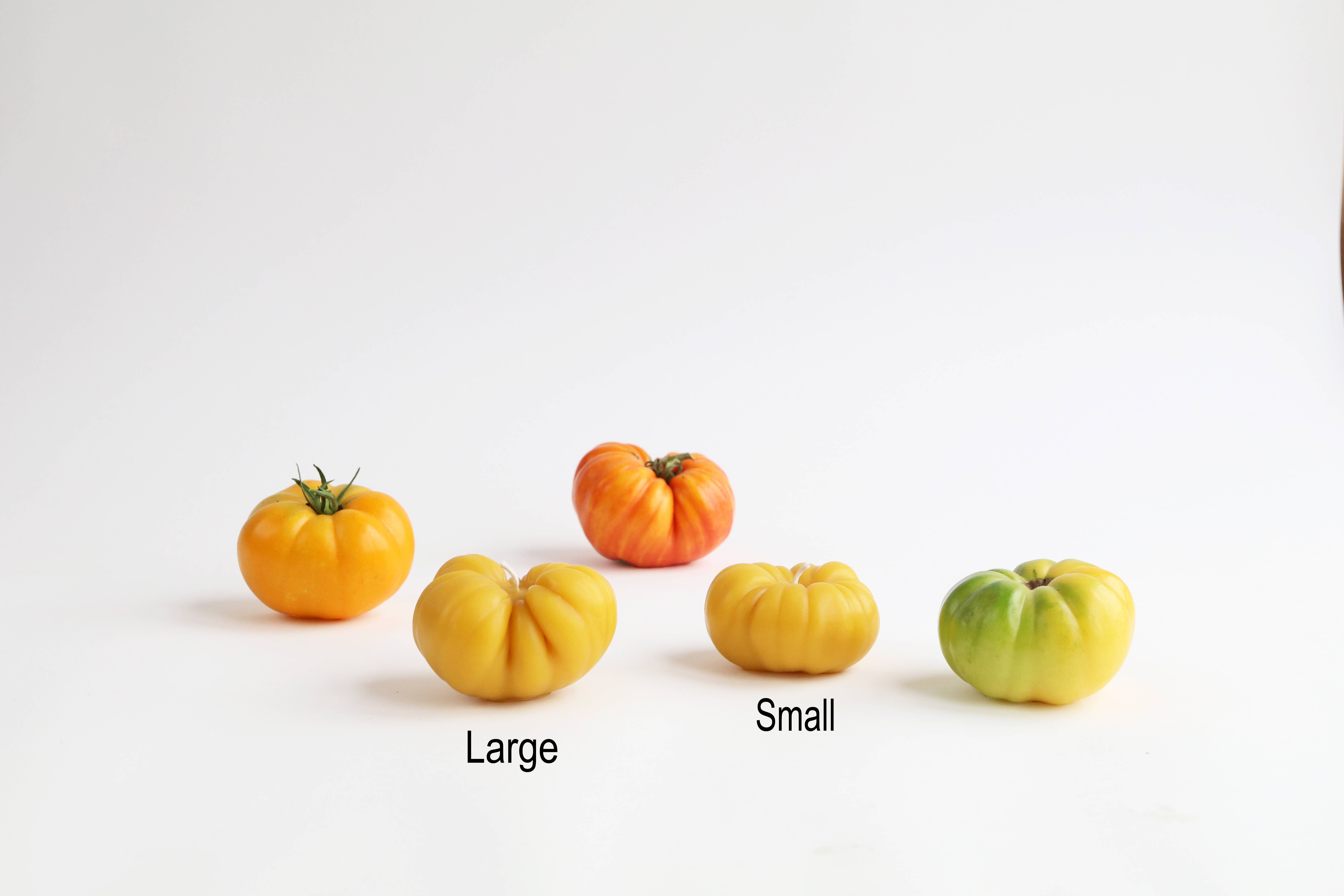 Artifaqt – Großhandel Geschenkkerze – Kerze aus Bienenwachs mit Erbstück-Tomaten-Motiv4