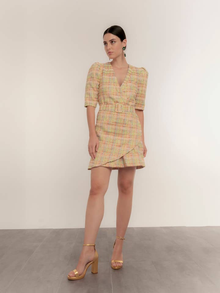 Mini-Wickelrockkleid und Gürtel für den Großhandel von Dolores Promesas