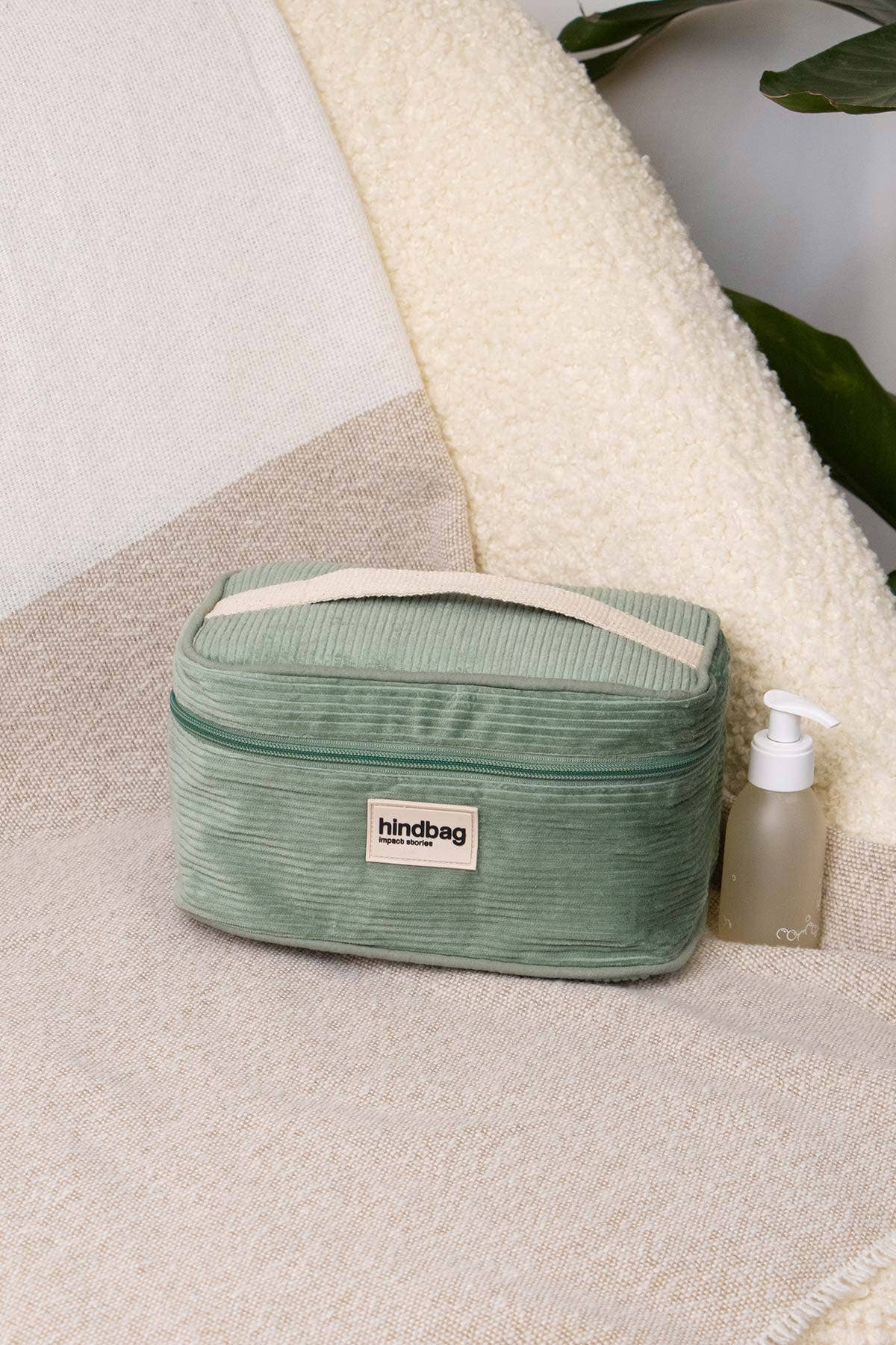 Hindbag - Wholesale Makeup/Cosmetic Bag - Gaspard Mint Green Corduroy Vanity Case0