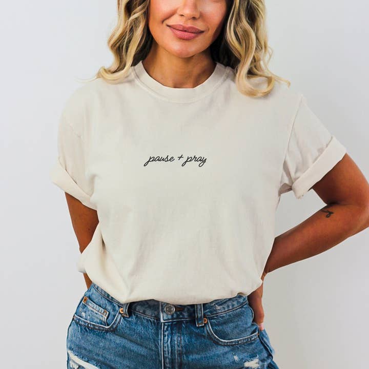 Scripted Pearl - Wholesale T-Shirt - Women's - Pause and Pray Embroidered Comfort Colors Tee, Christian Tee1